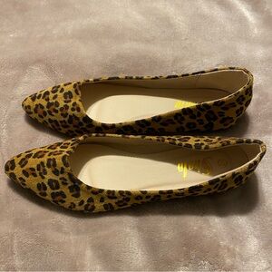 Leopard print women’s flats